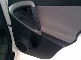 2006 TOYOTA RAV4, WHITE, 2.4L, AT, FWD, Z25003